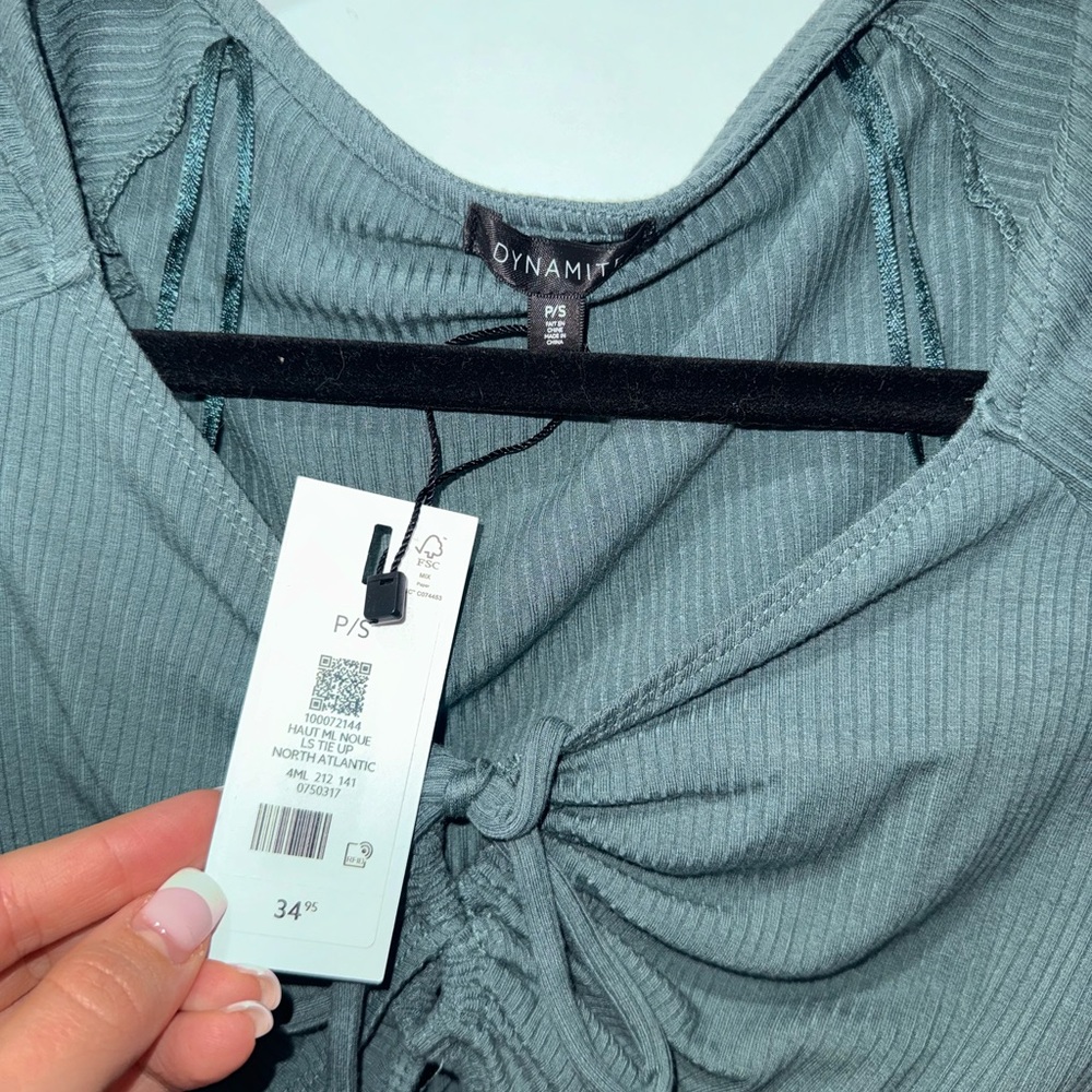NWT Dynamite Cropped Shirt - Picture 3 of 4